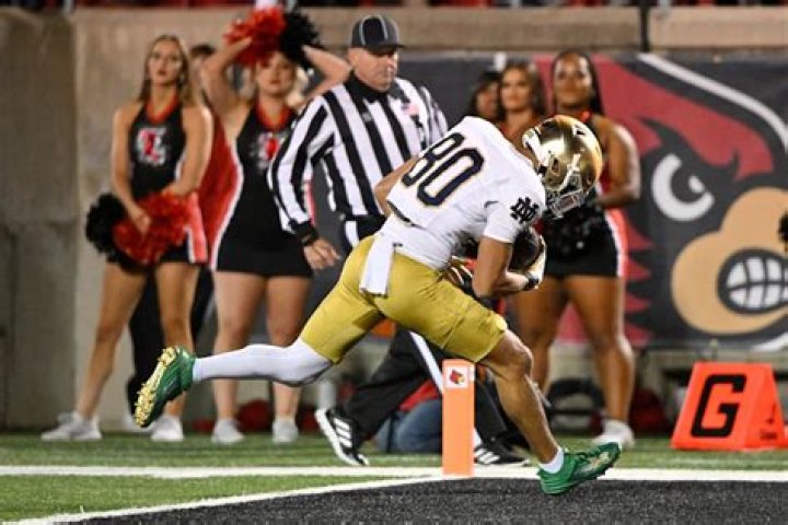 Jordan Faison makes the most of his debut for Notre Dame football