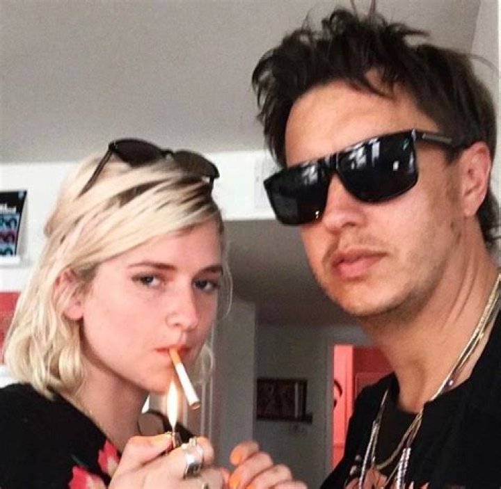 Julian Casablancas with his girlfriend Kaya Nichols in 2023 Julian