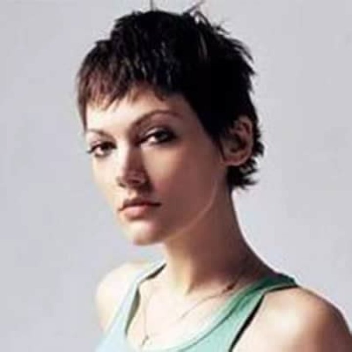 Juliet Richardson height