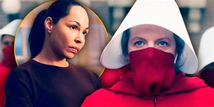 June and Nichole in handmaid's tale