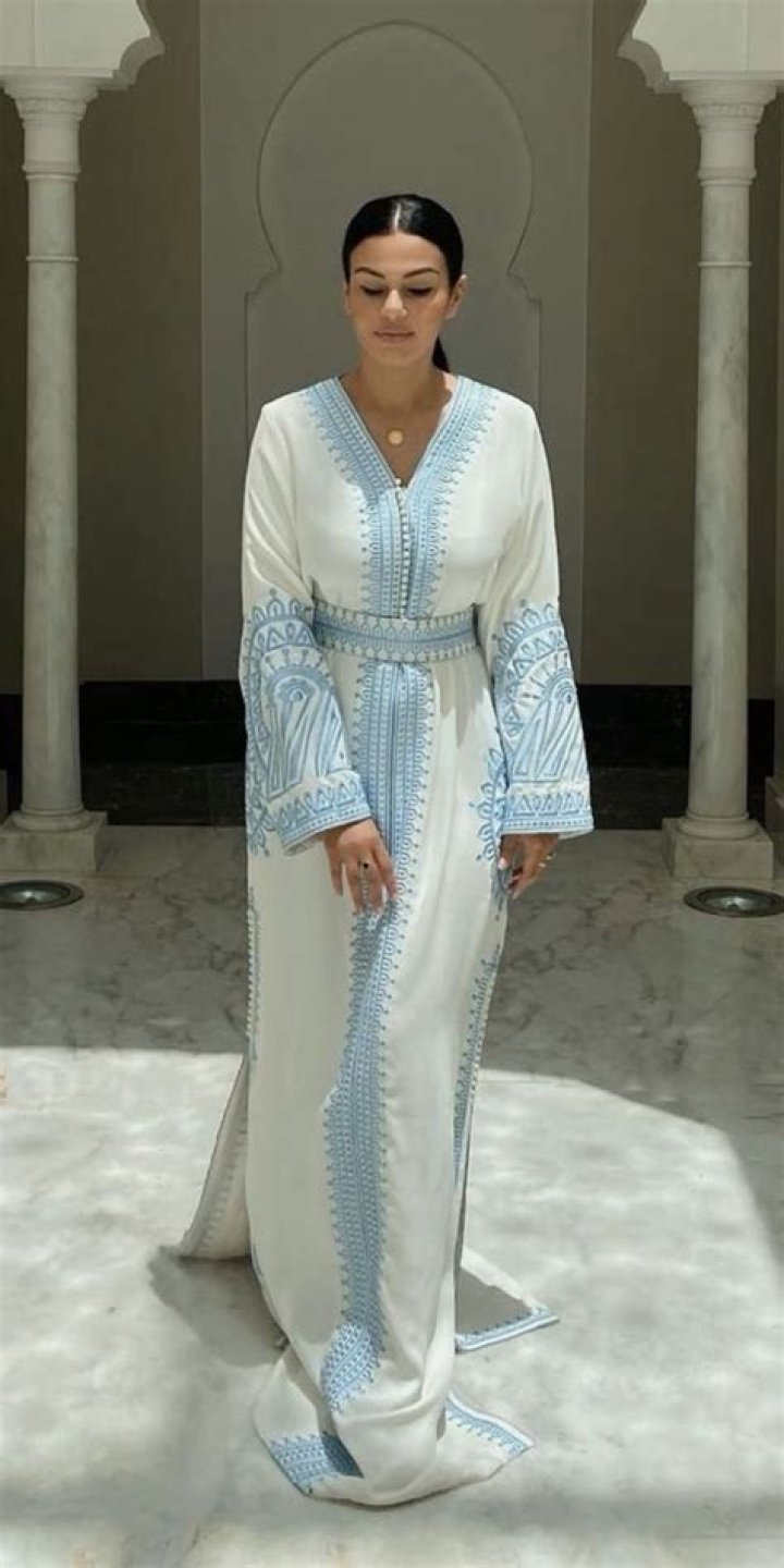 Kaftan Simple: The Perfect Blend Of Comfort And Style