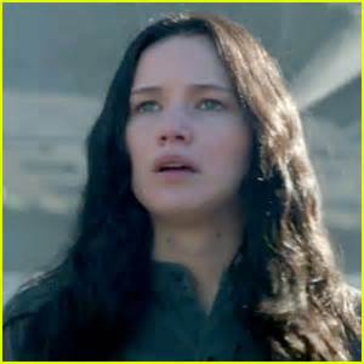 Katniss Returns To District 12 In New THE HUNGER GAMES MOCKINGJAY