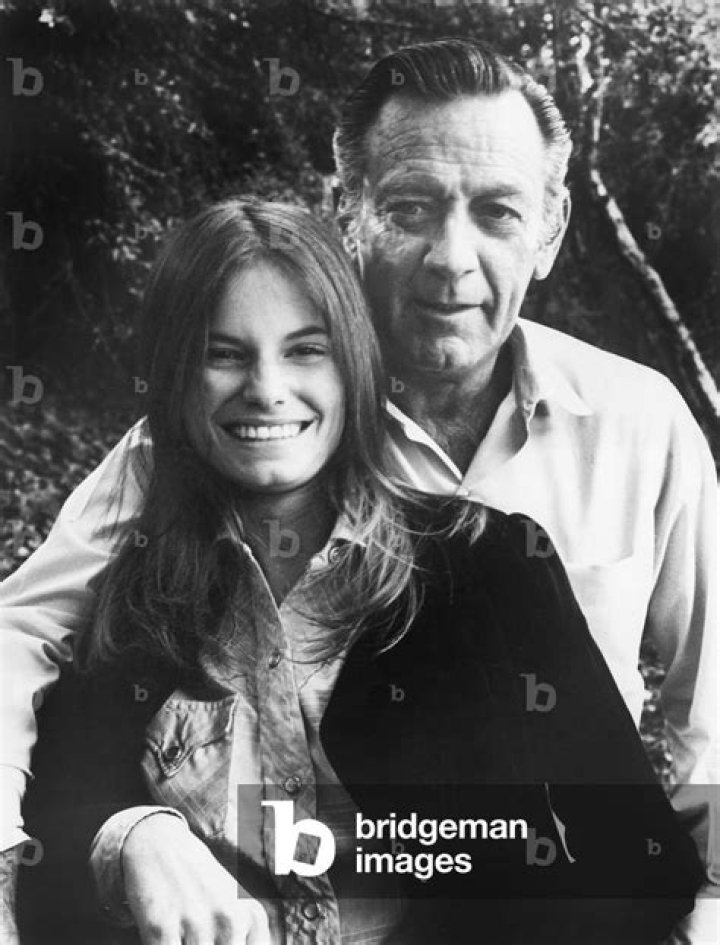 Kay Lenz Biography Facts, Childhood, Family Life & Achievements
