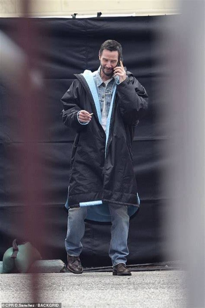 Keanu Reeves still 'married' to 'Dracula' costar Winona Ryder Francis