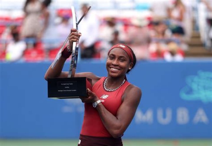 ‘Keepin the Beat’ in Delray Beach, 19-Year-Old Coco Gauff’s Excitement Gets
Interrupted by Experienced American Compatriot at Billie Jean King Cup