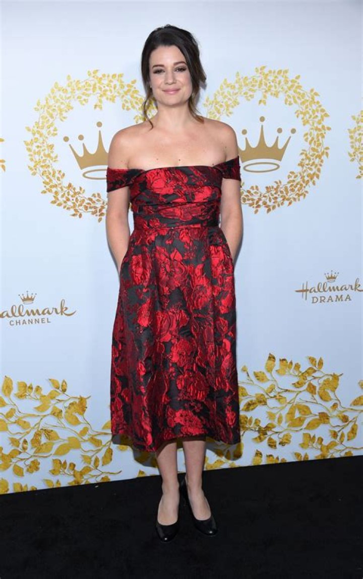 KIMBERLY SUSTAD at 2019 Hallmark Channel Winter TCA Press Tour 02/09