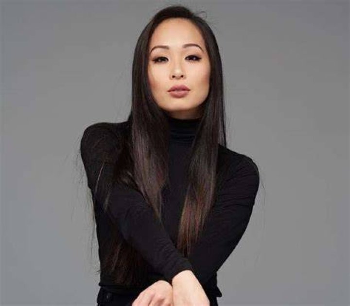 Koine Iwasaki net worth