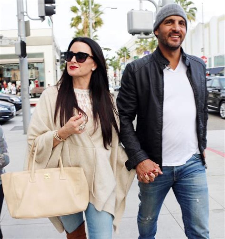 Kyle Richards Ex Husband Guraish RHOBH