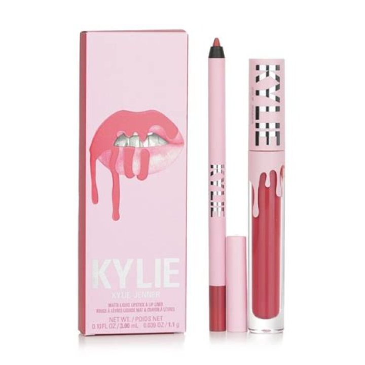 Kylie Lip: The Ultimate Guide To Kylie Jenner's Iconic Lip Products