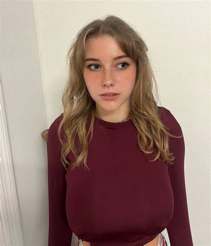 laylaa.bby / bby.layla leaked nude photo from OnlyFans and Patreon 0037