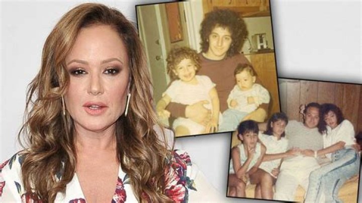 Leah Remini Reveals Estranged Father's Death