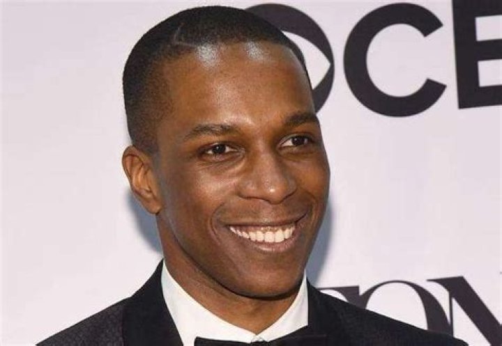Leslie Odom Jr. Net Worth, Bio, Weight, Height, Age