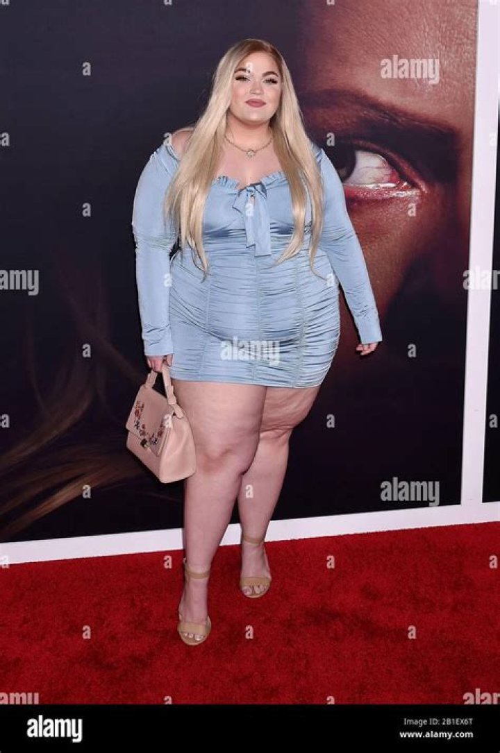 Loey Lane &ldquo;The Invisible Man&rdquo; Premiere in Hollywood &bull; CelebMafia