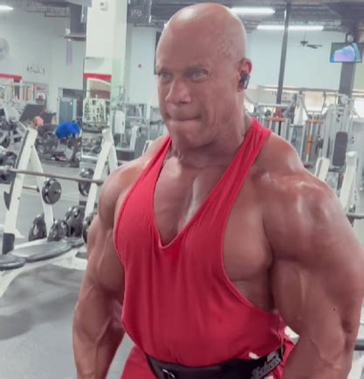 “Look at His Arms and Those Fibers”: Years After Walking Away With 7 Mr. Olympia
Titles, Phil Heath’s Still Jacked Physique Reinstigates Comeback Cry in the
Bodybuilding Community