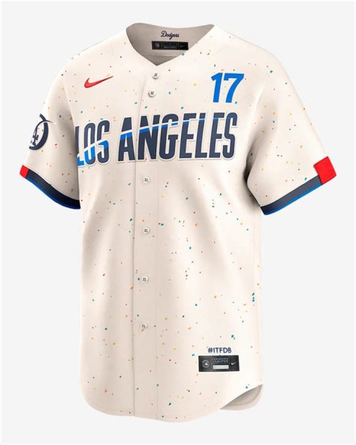 Los Angeles Dodgers’ $136.5 Million Acquisition Hopes to Share Uniform with 10x
Veteran MLB All-Star