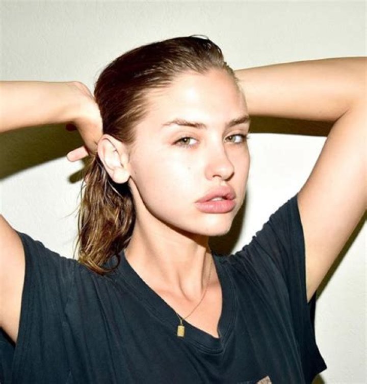 Lucy McLay Bio, Age, Net Worth, Height, Facts, Career, Married