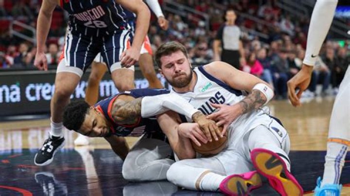 Luka Burger! Doncic's 50 Points Lead Dallas Mavs Past Houston Rockets