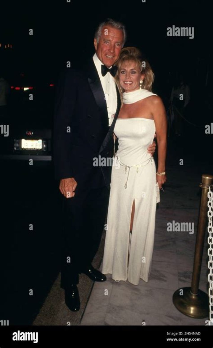 LYLE WAGGONER with Sharon Credit Ralph Dominguez/MediaPunch Stock