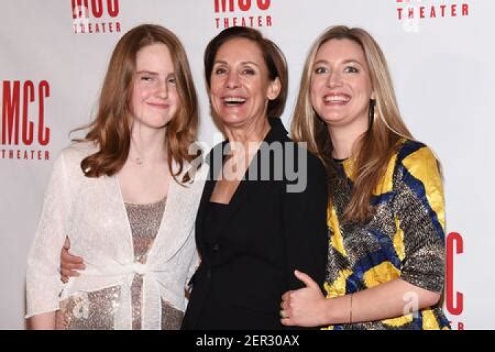 Mae (daughter of Zoe Perry), Laurie Metcalf and Zoe Perry attend MCC