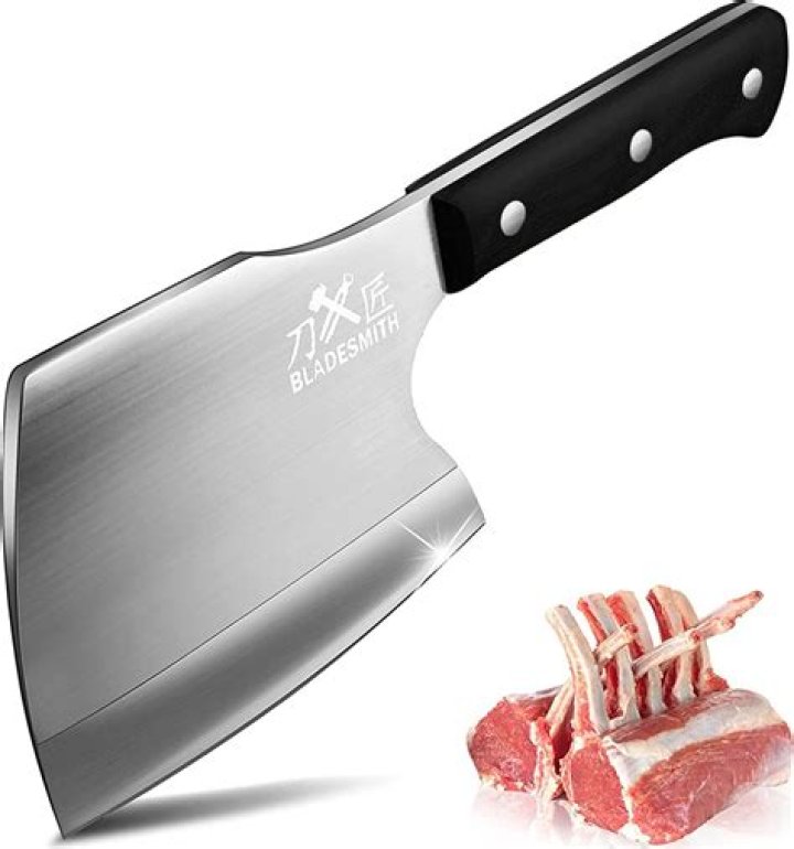 Massimo with meat cleaver and mean look in Luca Pixar 2021