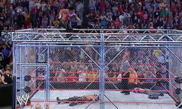 Matt Hardy vs Edge