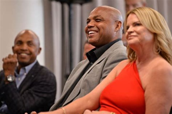 Maureen Blumhardt, Charles Barkley's Wife 5 Fast Facts You Need to Know