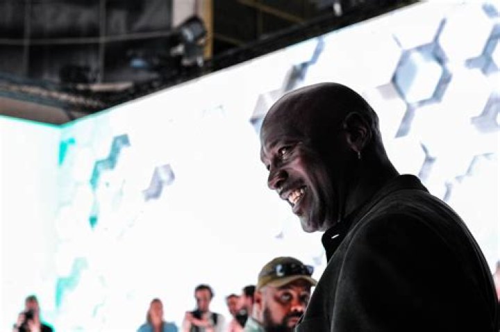Michael Jordan, Once Accused of Eating Too Much McDonald’s and Disregarding His
Health, Once Confessed He Found a ‘Safe Haven’ in Food (2017)