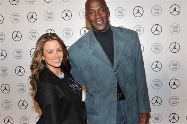 Michael Jordan S Wife Yvette Gives Birth To Twin Daug vrogue.co