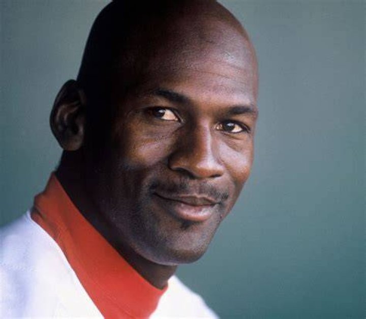 Michael Jordan Turned Saving Grace in Ugly Crossfire at Floyd Mayweather’s
Fight, Reveals American Rapper: “Don’t Give a F**K”