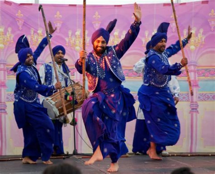 MMS Punjabi Video: The Cultural Phenomenon Of Punjabi Music And Dance