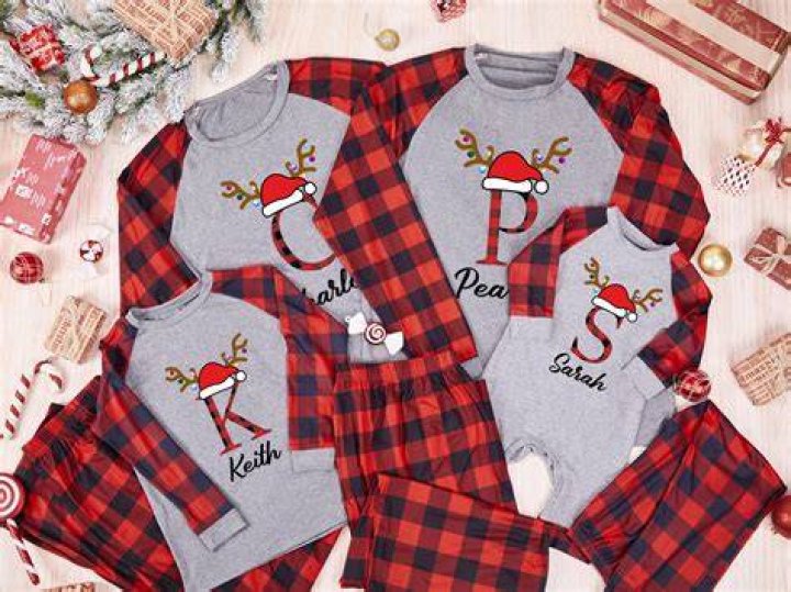 Monogrammed Christmas set