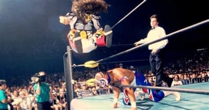 Mysterio vs Psychosis