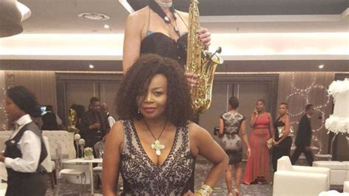 Nambitha Mpumlwana biography: age, son, husband, profile,Instagram, house and net worth