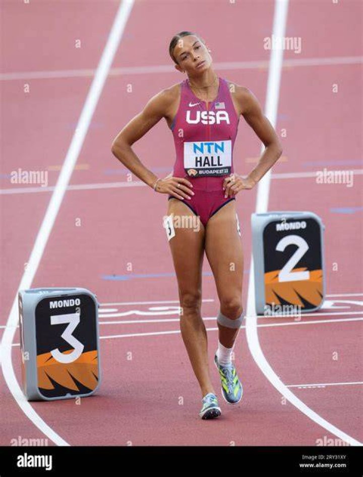 News Heptathlete Anna Hall Has A Runner Within RRW