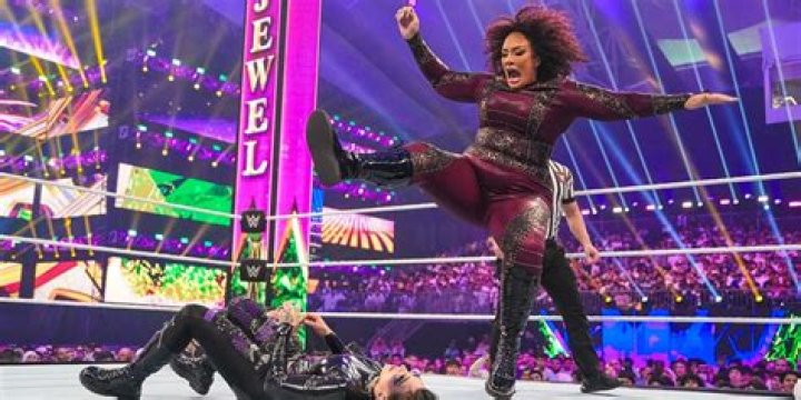 Nia Jax Crown Jewel 2023 Cropped