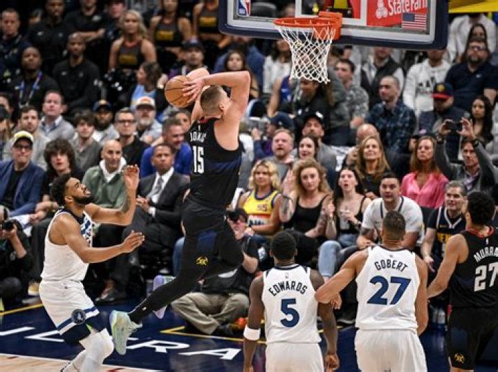 Nikola Jokic Dunk