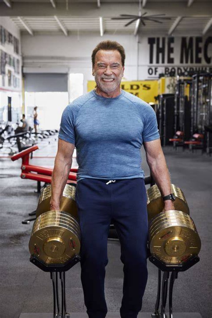 “None of It Was Really True”: Came to America With Just a Gym Bag, Arnold
Schwarzenegger’s Notion About Bodybuilders’ Lavish Lifestyle Was Shattered
Immediately