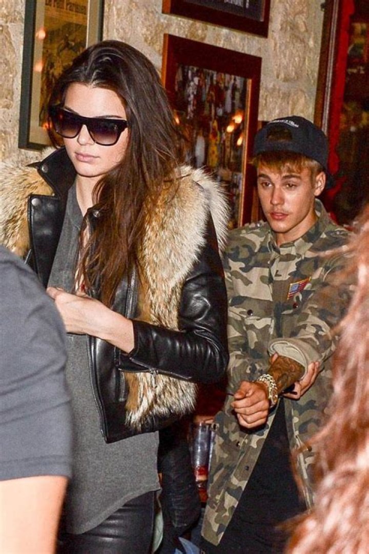 OK! Exclusive Justin Bieber Secretly Hooking Up With Kendall Jenner