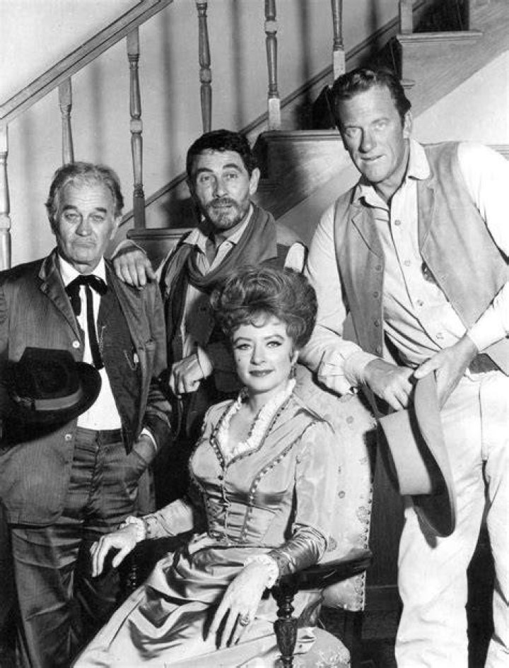 Original cast of Gunsmoke - 20 Seasons