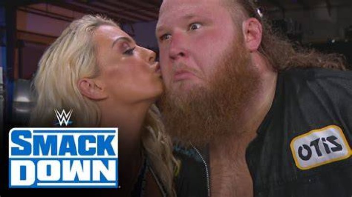 Otis and Mandy Rose kiss