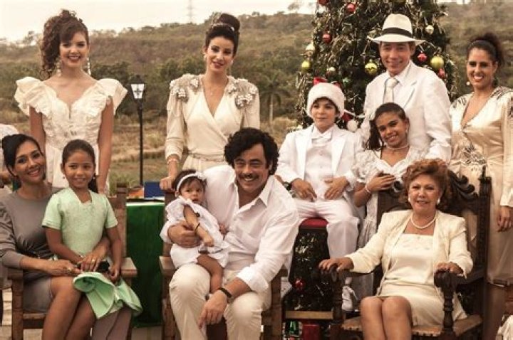 Pablo Escobar Bio Wife, Kids, Net Worth, Family, Death, Lifestyle