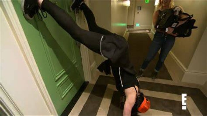 Paige Twerks Upside-Down on a Hotel Door!
