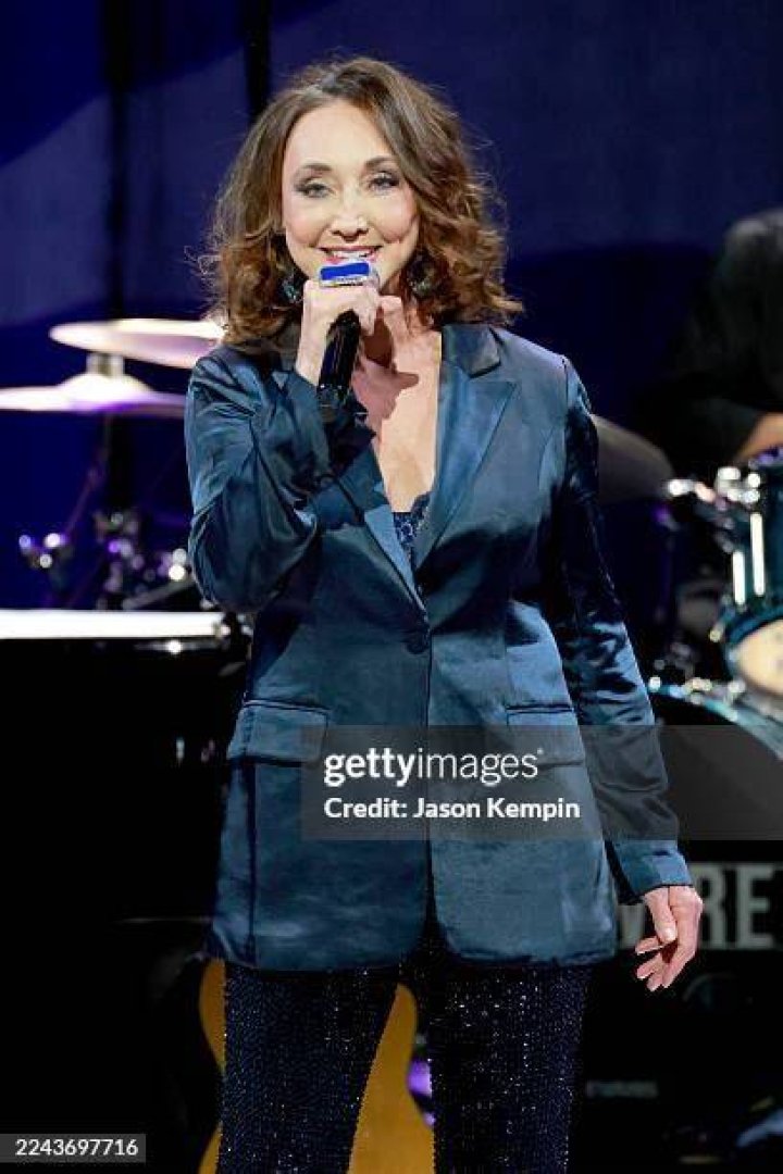 Pam Tillis performs onstage