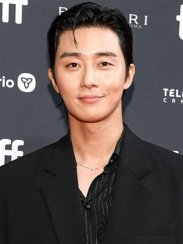 Park Seo Joon's agency responds to Lauren Tsai dating rumors