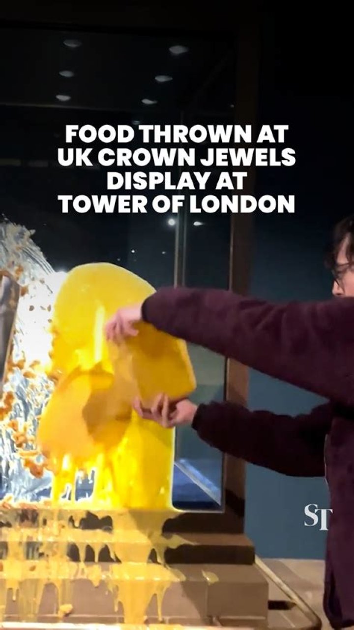 People have claimed London's announcement is like 'blackface'. Photo / Instagram