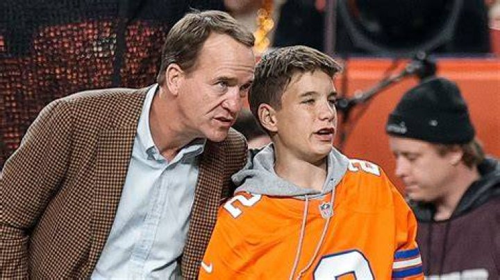 Peyton Manning Retirement Age: A Deep Dive Into The Career Of A Football Legend