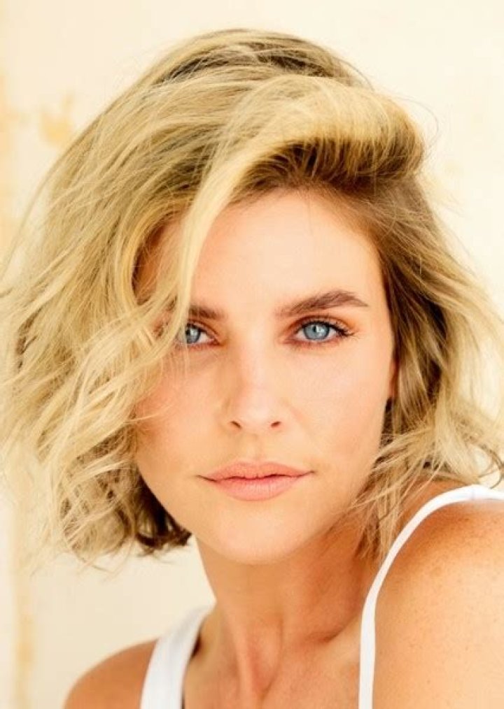 Photos of Jenna Rosenow on myCast