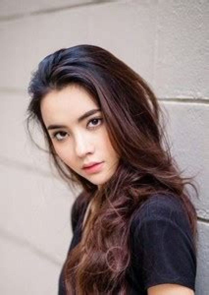 Photos of Mookda Narinrak on myCast