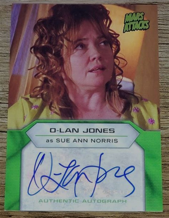 Photos of O-Lan Jones on myCast