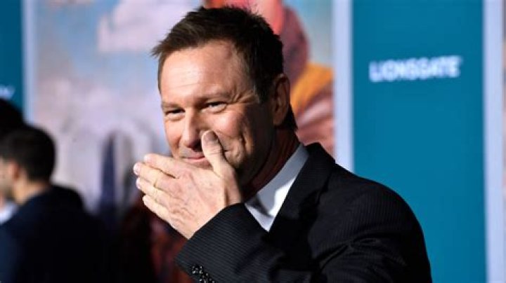 Pin on Aaron Eckhart